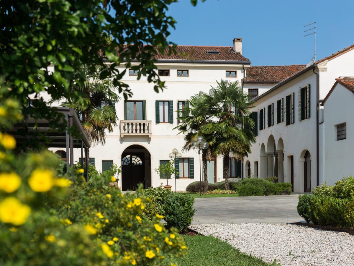 Residence Le Bugne Noale Exterior photo